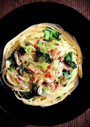 鯖缶と玉ねぎと小松菜の冷製サラダパスタ-レシピのメイン写真