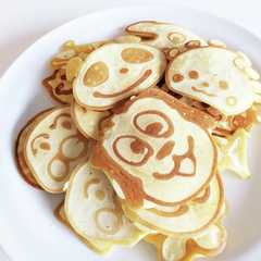 รูปของ 絞り出し☆キャラクターホットケーキ
