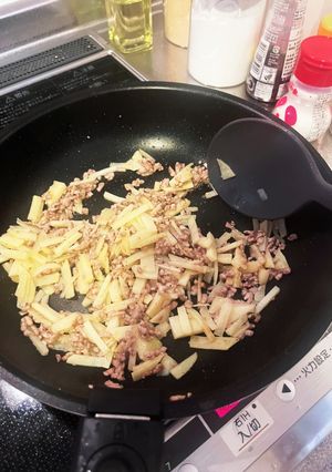 じゃがいもと挽肉の炒め物-レシピのメイン写真