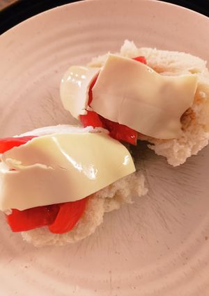 トマトとチーズの蒸しパンサンド-レシピのメイン写真