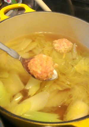 お鍋にピッタリ☆フワフワ鶏団子-レシピのメイン写真
