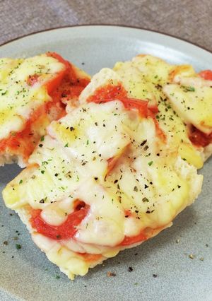 蒸しパンでアレンジ!ピザトースト風-レシピのメイン写真