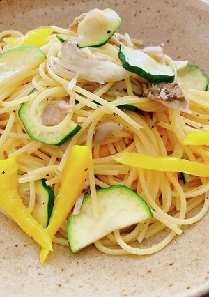 生姜香るズッキーニ、パプリカ、舞茸パスタ-レシピのメイン写真