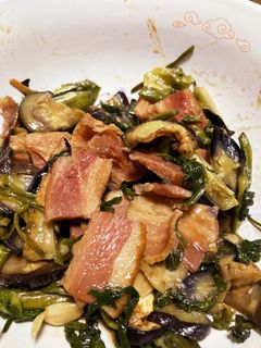 空芯菜とベーコンのオイスターソース炒め-レシピのメイン写真