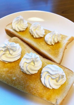塩バター&ホイップクリームのトースト♡-レシピのメイン写真