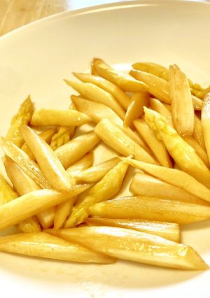 簡単！ホワイトアスパラのバター醤油炒め-レシピのメイン写真