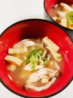 三度豆としめじと油揚げのみそ汁-レシピのメイン写真