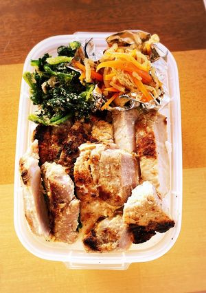 作り置き♪♪塩麹豚肉お弁当-レシピのメイン写真