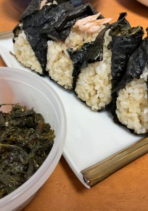 葉唐辛子の佃煮を作っておにぎりにしました-レシピのメイン写真