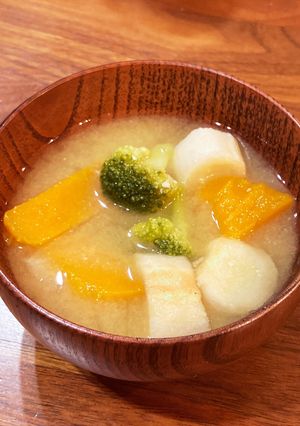 夏野菜のみそ汁-レシピのメイン写真