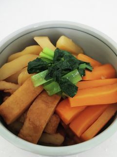 さつま揚げとじゃがいもとにんじんの煮物-レシピのメイン写真