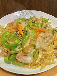 サリ麺で焼きそば・焼き肉のタレで-レシピのメイン写真
