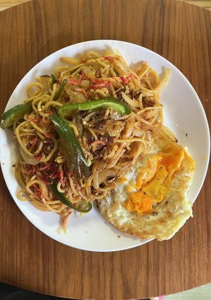 名城『中華楼』の麺でミーゴレンふう焼そば-レシピのメイン写真
