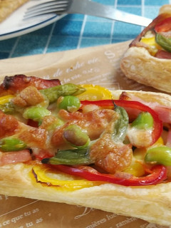 夏野菜たっぷり♡カレーソースのピザ パイ-レシピのメイン写真