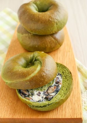 和の美味しさ♡黒豆抹茶ベーグル-レシピのメイン写真