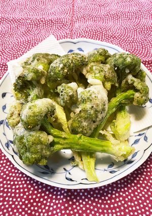 簡単♪茎まで食べるブロッコリーの天ぷら-レシピのメイン写真
