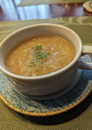 紫玉ねぎでオニオンスープ-レシピのメイン写真
