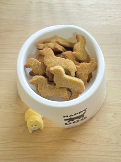 米粉と全粒粉で作る愛犬用…胡麻クッキー♡-レシピのメイン写真
