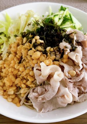夏でもしっかり♪冷やしサラダそば-レシピのメイン写真