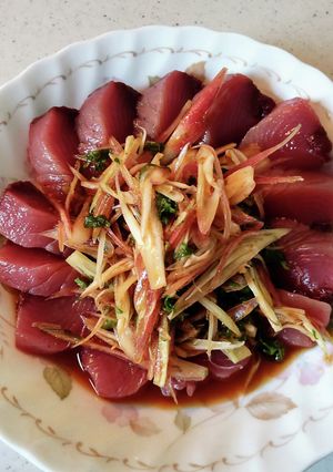 ピリっと辛い薬味たっぷりのかつお-レシピのメイン写真