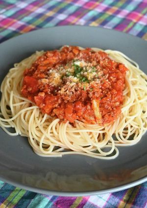 セロリが香るミートソース-レシピのメイン写真