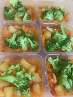 離乳食完了期 野菜と鮭のトマト煮込み-レシピのメイン写真