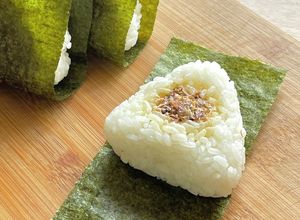 ホントに美味しい…おかかおにぎり-レシピのメイン写真