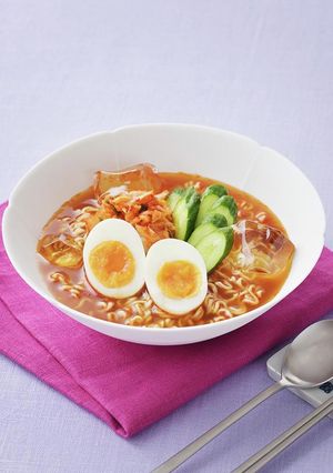 サッポロ一番で！韓国冷麺風ラーメン-レシピのメイン写真