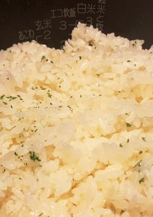 炊飯器で簡単！コンソメライス♪-レシピのメイン写真