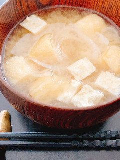 油揚げ、玉ねぎ、生姜の味噌汁-レシピのメイン写真
