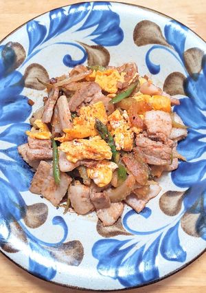豚バラ肉とアスパラとセロリと卵の中華炒め-レシピのメイン写真