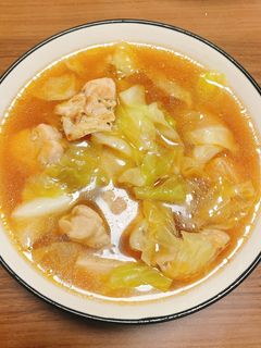 鶏もも肉とキャベツのピリ辛スープ煮-レシピのメイン写真