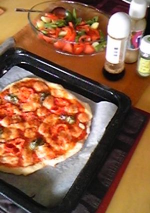 手作り生地のクリスピーピザ-レシピのメイン写真