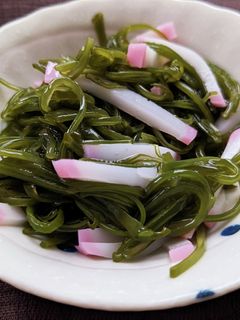 めかぶとかまぼこの和え物-レシピのメイン写真