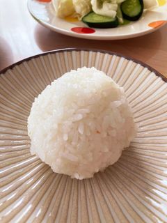 鮭フレークおにぎり-レシピのメイン写真