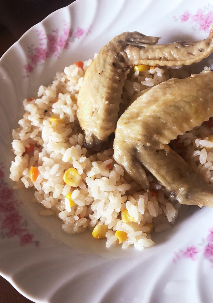 簡単！炊飯器で手羽先ピラフ-レシピのメイン写真