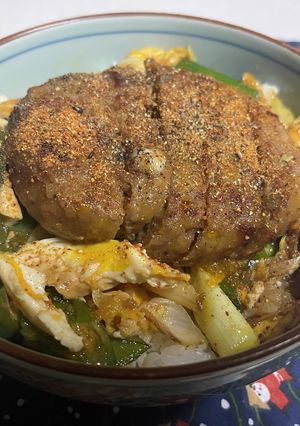 玉とじハンバーグ丼-レシピのメイン写真
