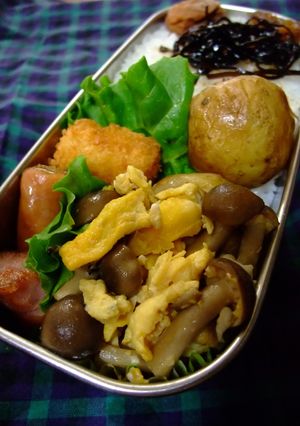 お弁当に♪シメジと卵のオイスター炒め-レシピのメイン写真