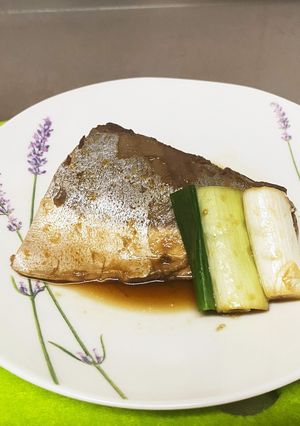 刺身用はまちの切り身で煮付け♫-レシピのメイン写真