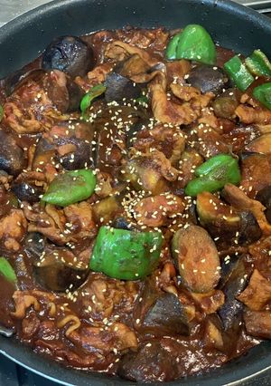 豚なすピーマンの八丁味噌トマト煮込み-レシピのメイン写真