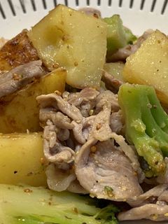豚肉とじゃがいものマスタード炒め-レシピのメイン写真
