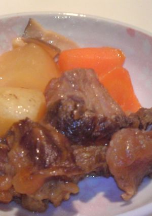 牛スジ肉と大根・人参のオイスターソース煮-レシピのメイン写真