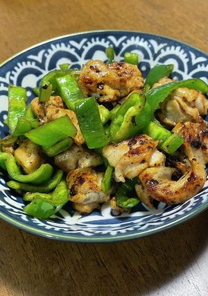 簡単おかず。ピーマンと鶏肉のペッパー炒め-レシピのメイン写真