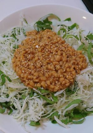 簡単！激ウマ！キャベツに納豆ドレッシング-レシピのメイン写真