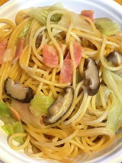 レタスとベーコンとしいたけの和風パスタ-レシピのメイン写真