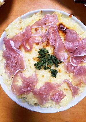 マッシュポテトのチーズ焼き〜生ハム乗せ〜-レシピのメイン写真