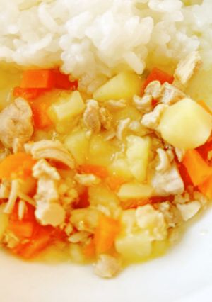 【保育園離乳後期】鶏肉と野菜の味噌煮-レシピのメイン写真