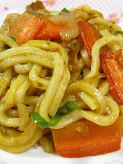 スパイシーなカレー焼きうどん-レシピのメイン写真