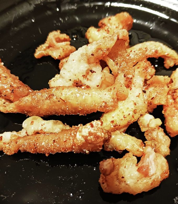 鶏皮のアヒージョ（カリカリ揚げ）-レシピのメイン写真