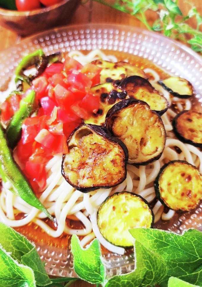 揚げ夏野菜と冷やしトマトのぶっかけうどん-レシピのメイン写真
